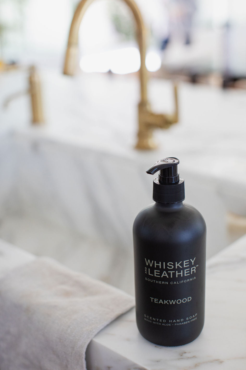 Natural Teakwood 15.7 oz Liquid Hand Soap