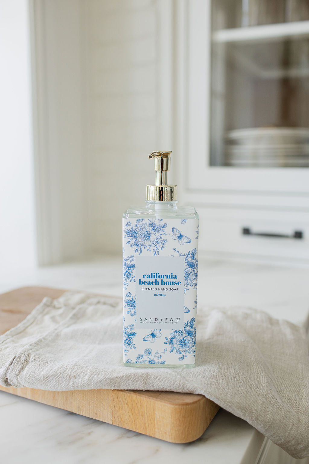 Elegant California Beach House 16.9 oz Liquid Hand Soap