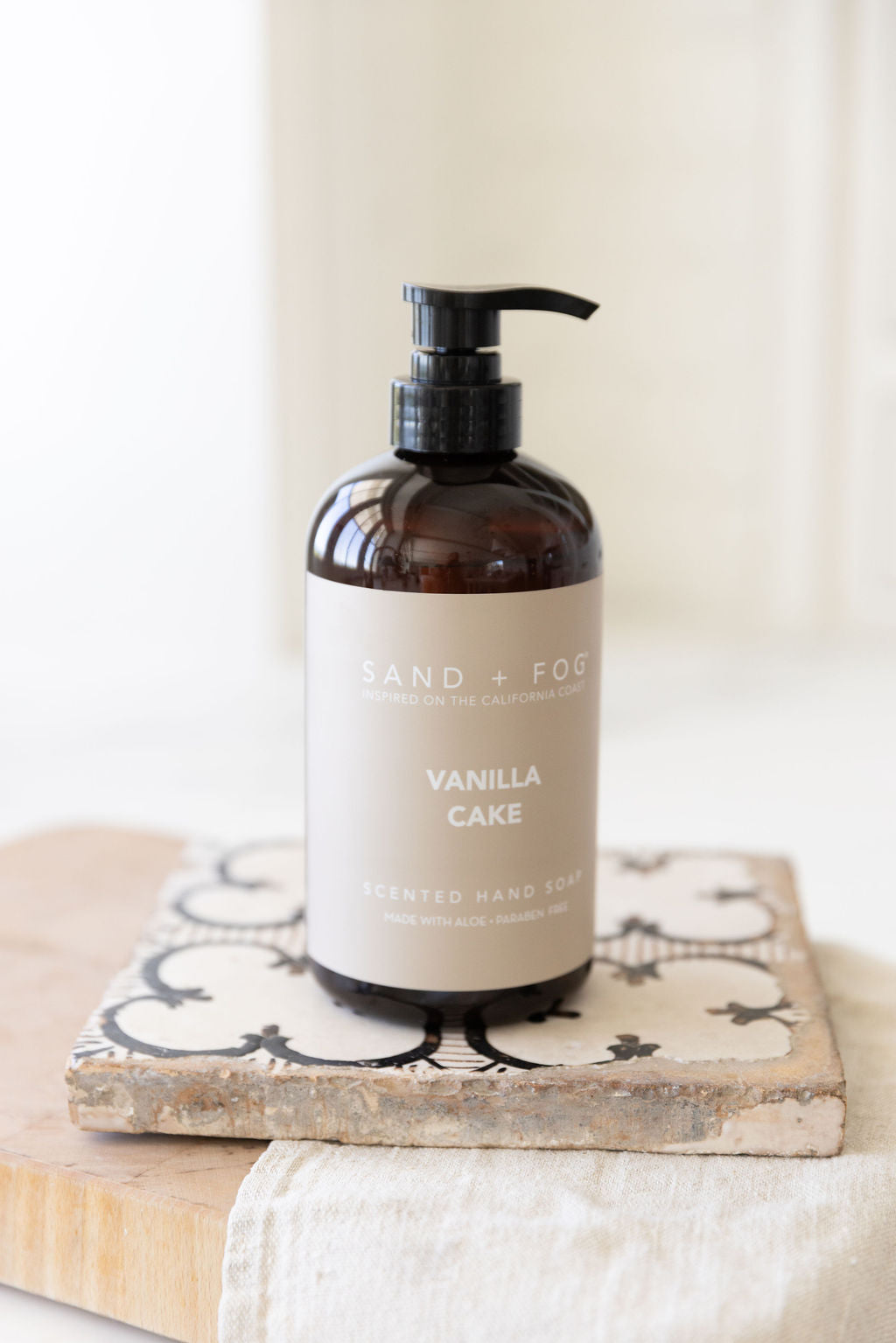 Elegant Vanilla Cake 20 oz Liquid Hand Soap