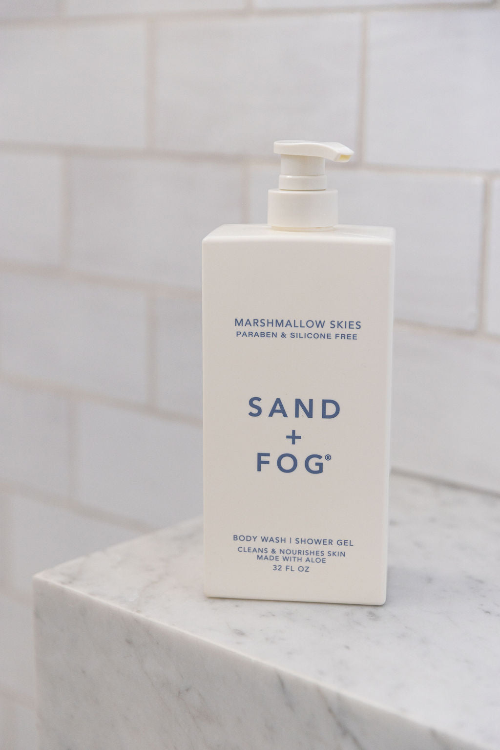 Elegant Marshmallow Skies 32 oz Body Wash