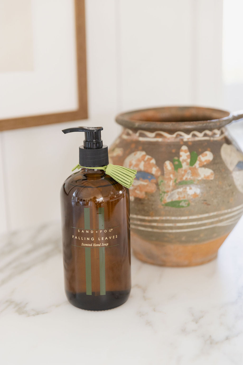 Elegant Falling Leaves 15.7 oz Liquid Hand Soap