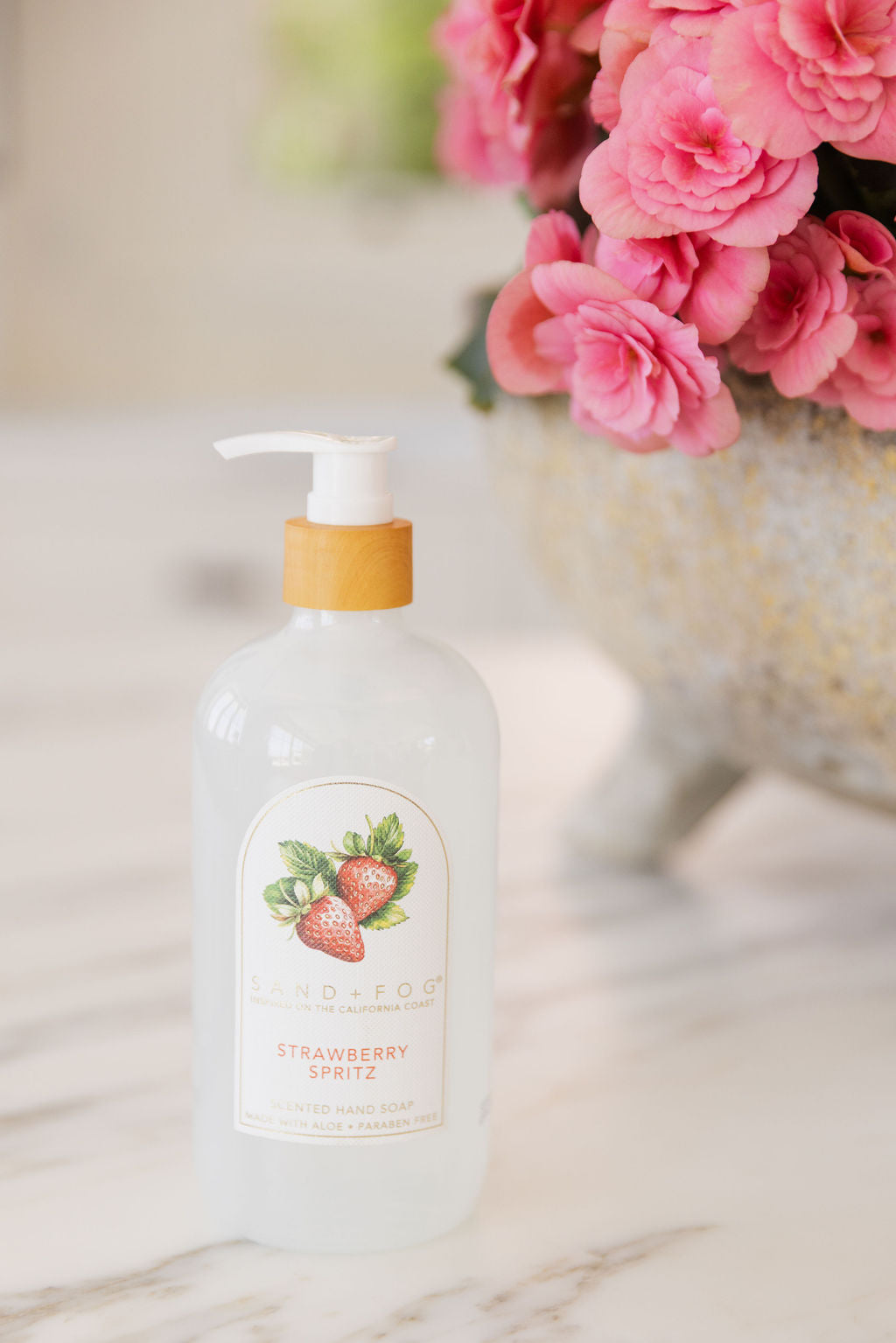 Elegant Strawberry Spritz 15.7oz Liquid Hand Soap