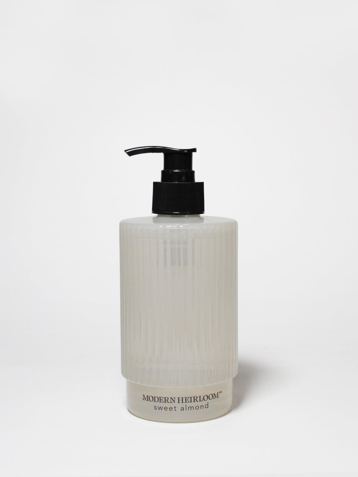 Elegant Sweet Almond Modern Heirloom 9.47 oz Liquid Hand Soap